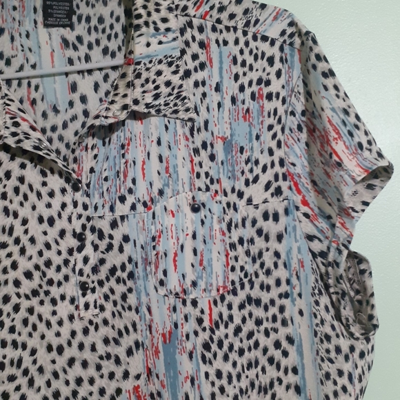 Stretchy Cheetah Leopard print L blouse with snap buttons Summertime Active-ated - Picture 4 of 4
